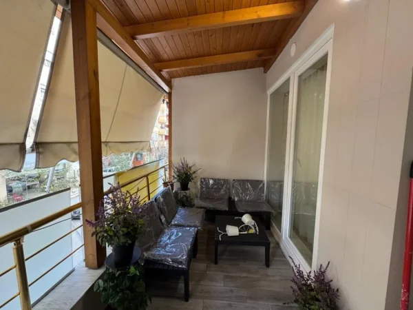 Tirane, jepet me qera apartament 1+1 , 74 m² 1.000.000 € 