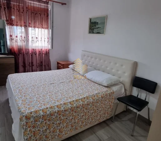 Tirane, jepet me qera apartament 1+1+Ballkon Kati 5, 70 m² 550 € (Don Bosko)