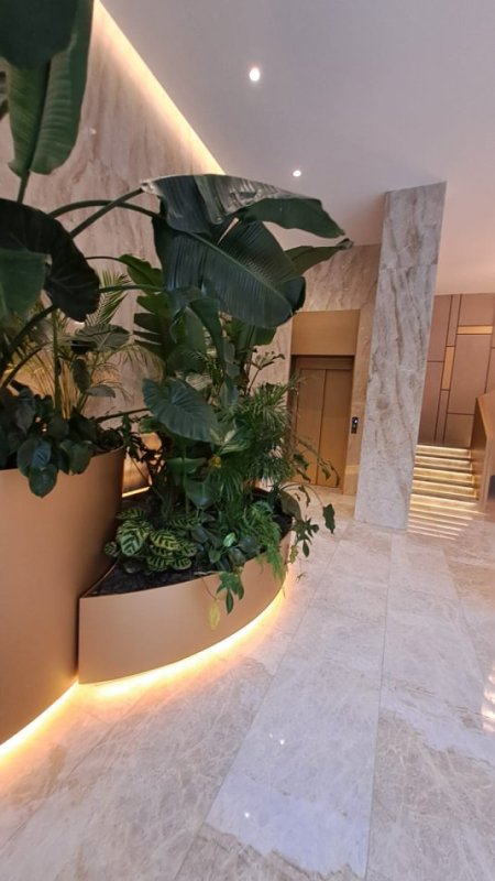 Tirane, jepet me qera zyre , 268 m² 9.260 € 