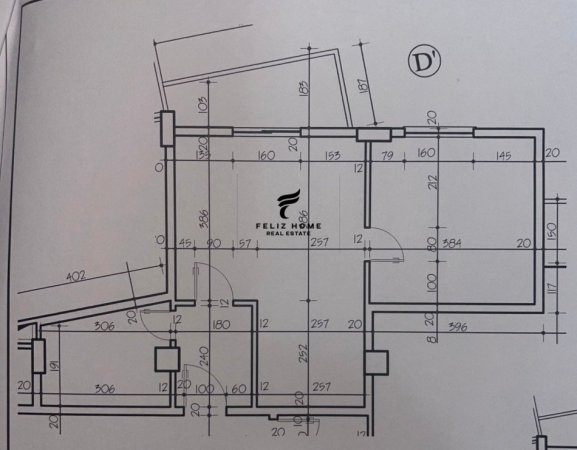 Tirane, jepet me qera zyre Kati 3, 67 m² 1.000 € (AIR ALBANIA)