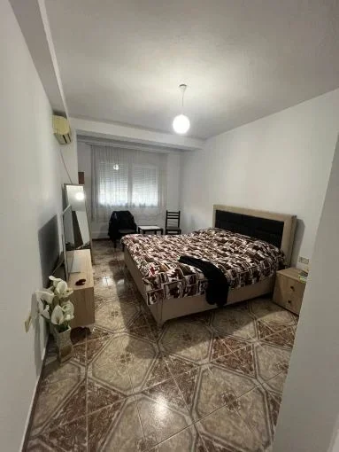 Tirane, jepet me qera apartament 2+1+Aneks+Ballkon Kati 2, 160 m² 650 € (rruga don bosko , rruga jordan misja , bulevardi i ri)