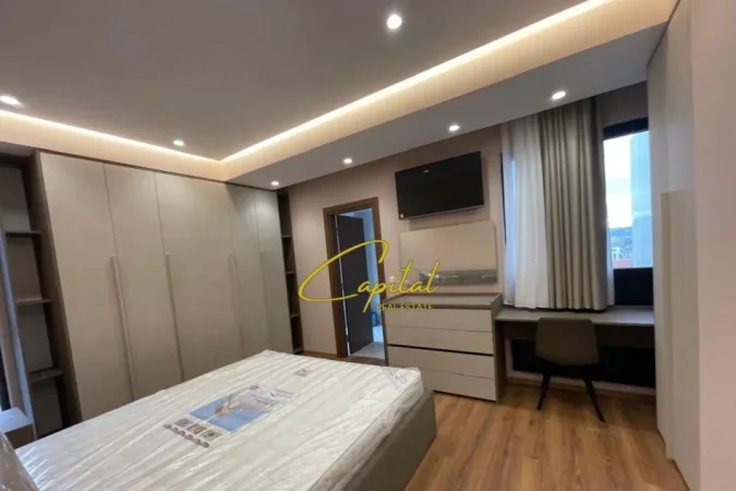 Tirane, jepet me qera apartament 2+1 Kati 9, 111 m² 850 € (FARMACIA 10)