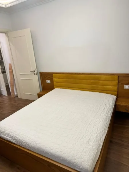 Tirane, jepet me qera apartament 1+1+Ballkon Kati 6, 70 m² 480 € (Fresk)
