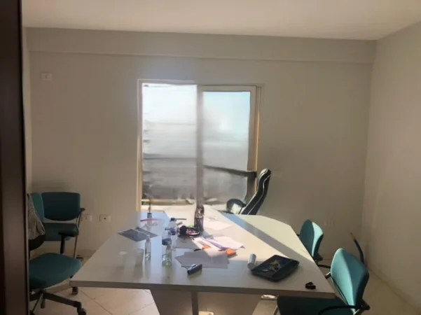 Tirane, jap me qera apartament 2+1 Kati 7, 107 m² 600 € (Rruga Jordan Misja)
