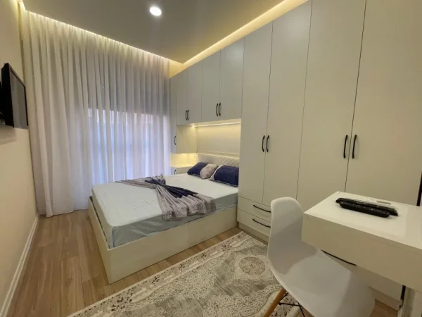 Tirane, jepet me qera apartament 1+1+Ballkon Kati 6, 64 m² 550 € 