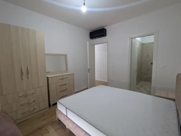 Tirane, jepet me qera apartament 2+1 Kati 2, 81 m² 630 € (Don Bosko)