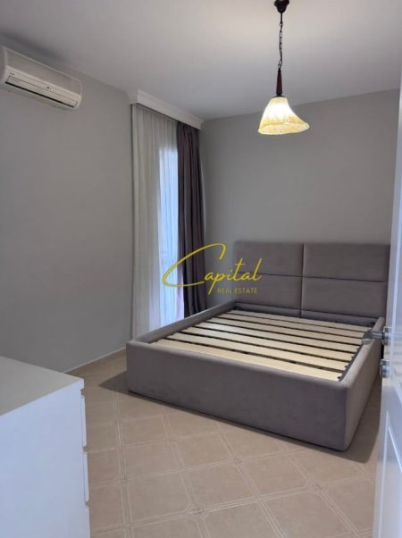 Tirane, jepet me qera apartament 1+1 Kati 2, 60 m² 650 € (ISH PARKU)