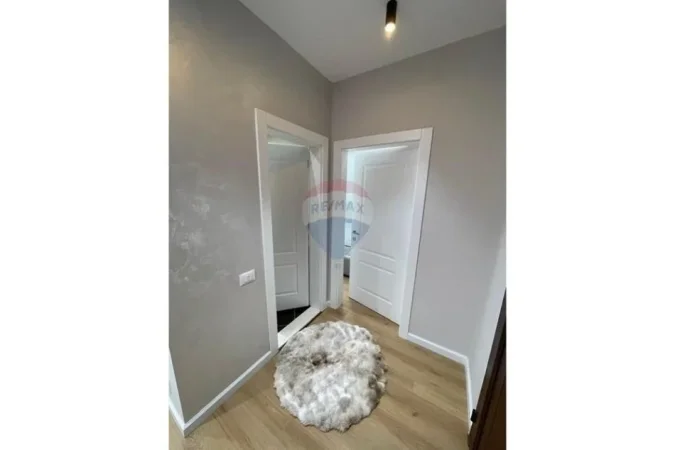 Tirane, jepet me qera apartament 1+1 , 60 m² 500 € (Astir)