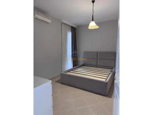 Tirane, jepet me qera apartament 1+1 Kati 2, 66 m² 670 € (Ish Parku , Prane Report TV)