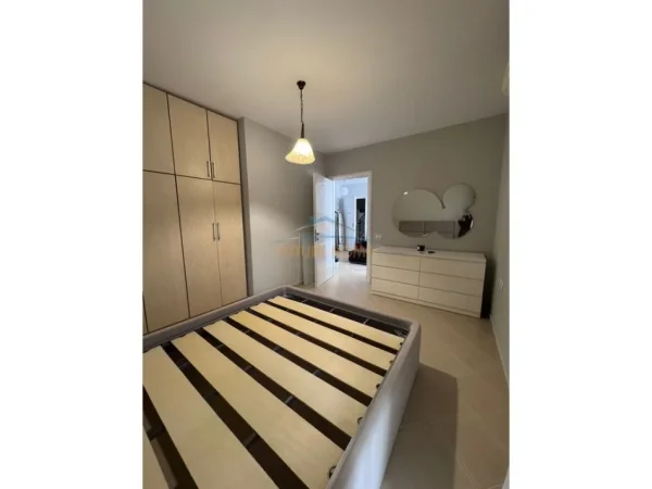 Tirane, jepet me qera apartament 1+1 Kati 2, 66 m² 670 € (Ish Parku , Prane Report TV)