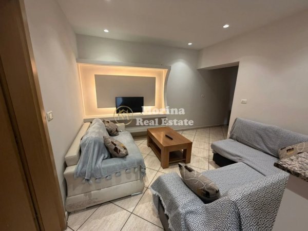 Tirane, jepet me qera apartament 1+1 Kati 2, 55 m² 550 € (Rruga e Kavajes)