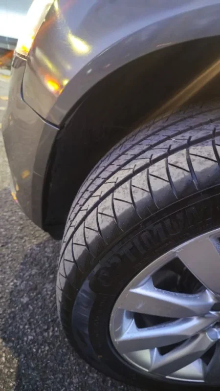 Tirane, shes makine Audi A4 Premium Plus Benzin-Gaz Benzin+Gaz, gri e erret automatik Klima 205.000 km 7.300 €