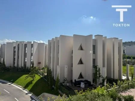 Tirane, shitet apartament 2+1 Kati 2, 127 m² 360.000 € 