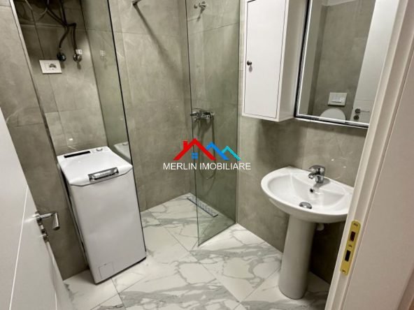 Tirane, jepet me qera apartament 1+1+Ballkon Kati 1, 66 m² 465€ (RRUGA SOKRAT MIHO,ASTIR)