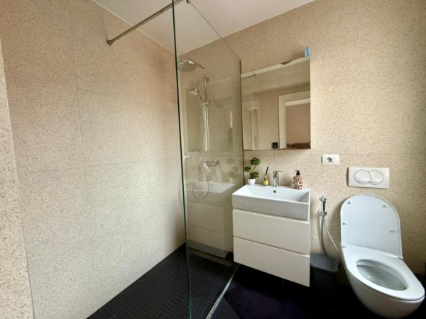 Tirane, shes apartament 2+1+Aneks+Ballkon Kati 4, 109 m² 240.000 € 