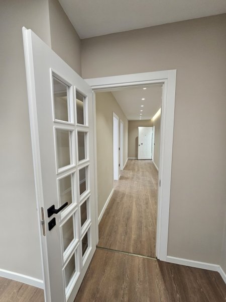 Tirane, shitet nga Pronari, pa-komision apartament 2+1+Aneks+Ballkon Kati 11, 101 m² 243.000 € 