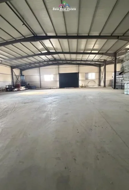 Durres, jepet me qera Kati 0, 1.500 m² 5.500 € (Durres)