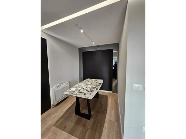 Tirane, shitet apartament duplex 2+1+Aneks+Ballkon Kati 12, 182 m²