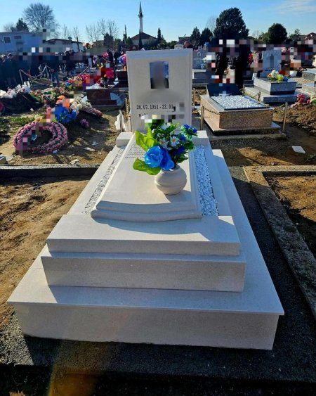 Tirane, ofroj Punime varresh granit &amp; mermer – Tiranë