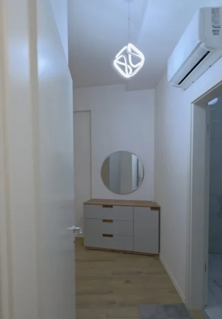 Tirane, shitet apartament 2+1+Aneks+Ballkon Kati 8, 93 m² 210.000 € (New BLVD Tirana)