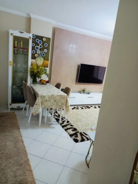 Tirane, shes apartament 2+1+2+Ballkon Kati 2, 87 m² 125.000 € (Fresk, prane Furre Europa)