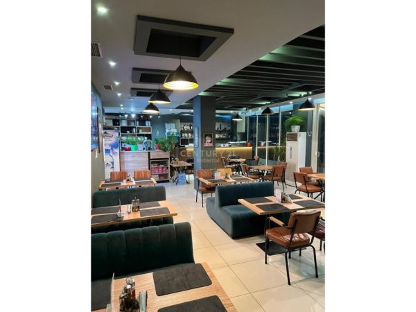 Tirane, shitet bar-kafe Kati 0, 155 m² 240.000 € (Fresk)