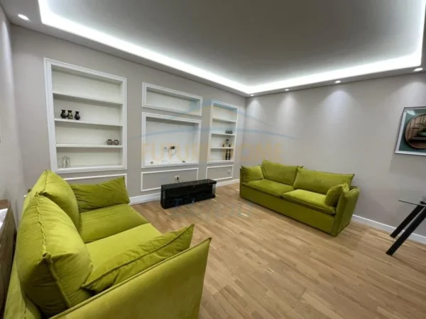 Tirane, jepet me qera apartament Kati 2, 70 m² 950 € 