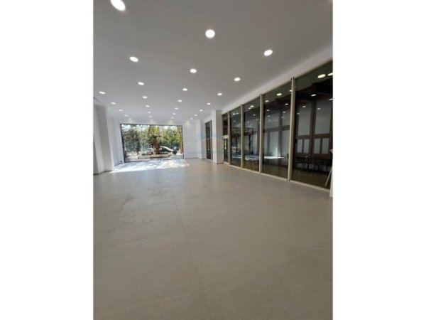 Tirane, shitet Kati 0, 167 m² 1.150.000 €