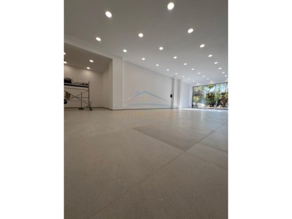 Tirane, shitet Kati 0, 167 m² 1.150.000 €