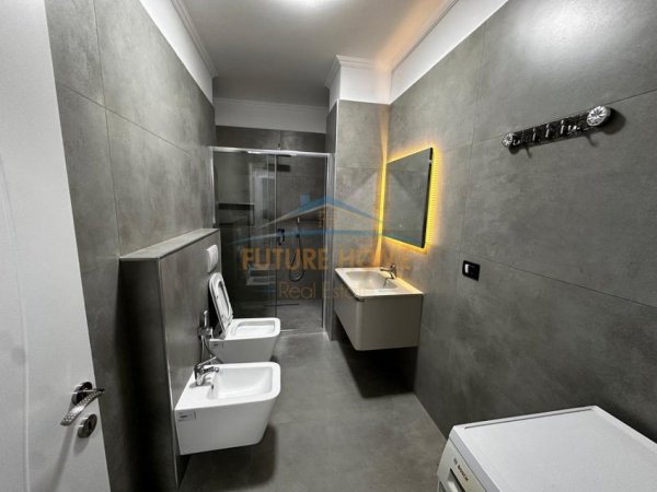 Tirane, jepet me qera apartament Kati 5, 54 m² 600 €