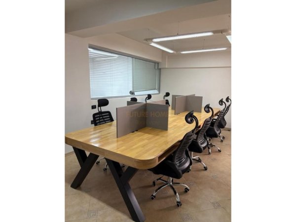 Tirane, jepet me qera zyre Kati 2, 156 m² 2.850 € 