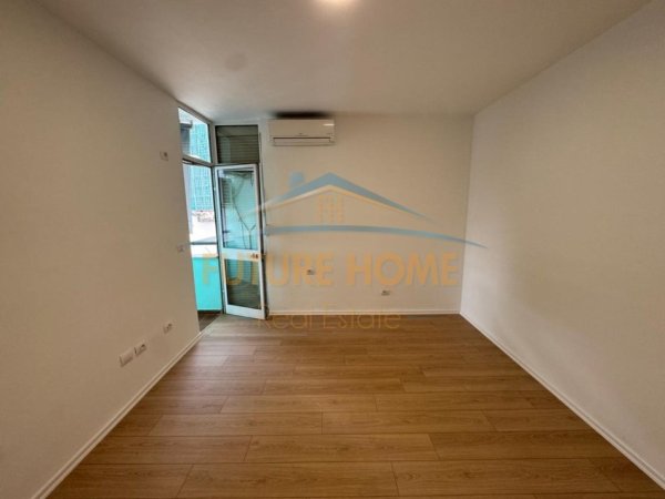 Tirane, jepet me qera zyre Kati 9, 118 m² 1.400 €