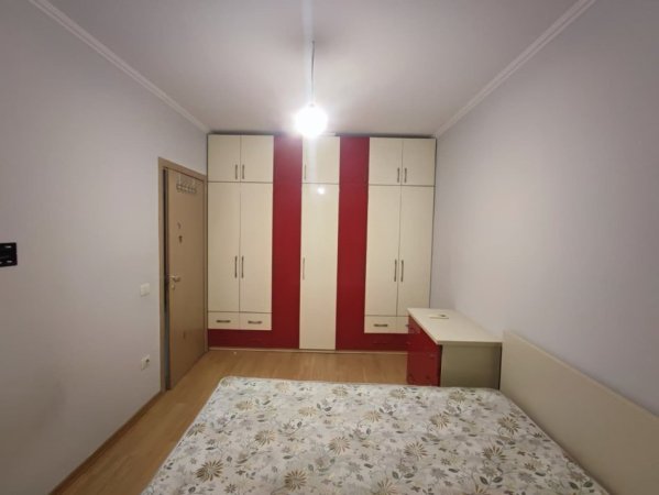 Apartament Me Qera:1+1 + Ballkon + P.Parkimi ||  ( 📍Liqeni Artificial - Afër Kopshtit Zologjik ) K2, Pllt || 58,000Lek/Muaj