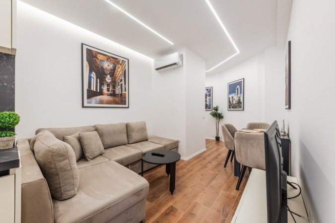 Me Qera : 1+1📍Myslym Shyr(Drejtoria e Policis) - Pallat i Ri 2026 - S.70m² - I Investuar Me Arkitekt & I Pabanuar✨️