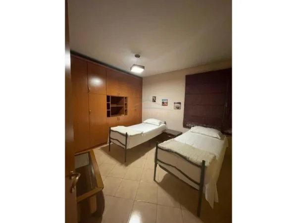 Tirane, jepet me qera apartament 2+1 Kati 8, 97 m² 97 € (Zogu I Zi)
