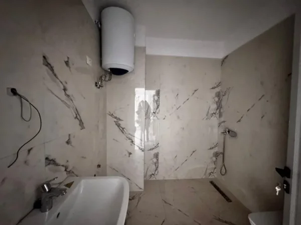 Durres, shitet apartament 2+1+Ballkon Kati 1, 85 m² 102.816 € 