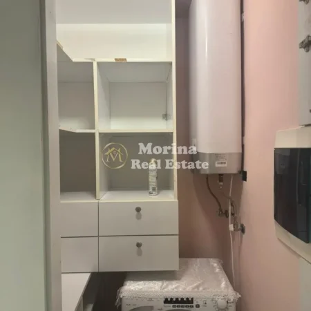 Tirane, jepet me qera apartament 1+1 Kati 3, 60 m² 500 € (Ali Demi)
