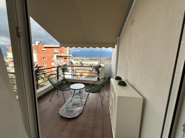 Tirane, shitet apartament 2+1 Kati 7, 98 m² 203.000 € (Liqeni i Thate)