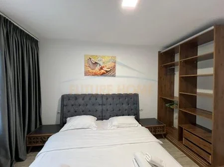 Tirane, jepet me qera apartament 1+1+Ballkon Kati 5, 70 m² 519 € (5 Maji)