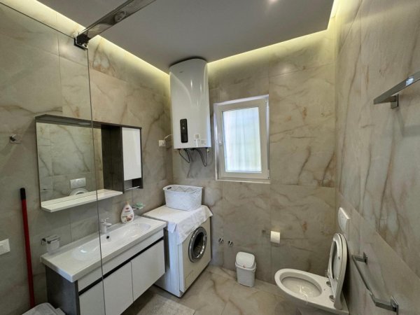 Tirane, jepet me qera Banese 1+1, Kati 1, 70 m² 500 € tek Poligrafiku, Shkoze,Tirane.
