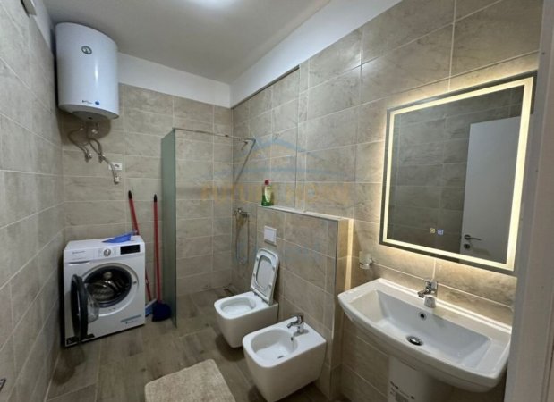 Tirane, jepet me qera apartament 2+1 Kati 1, 110 m² 850 € (Liqeni i Thate)