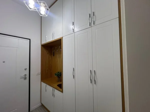 Tirane, jepet me qera apartament 2+1 Kati 7, 1.200 € 