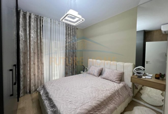 Tirane, jepet me qera apartament 2+1 Kati 6, 67 m² 615 € (rr. Xhanfize Keko)