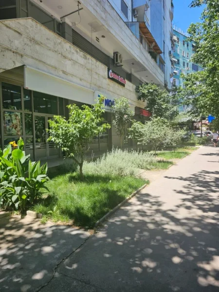 Tirane, jepet me qera , 94 m² (Bajram Curri)