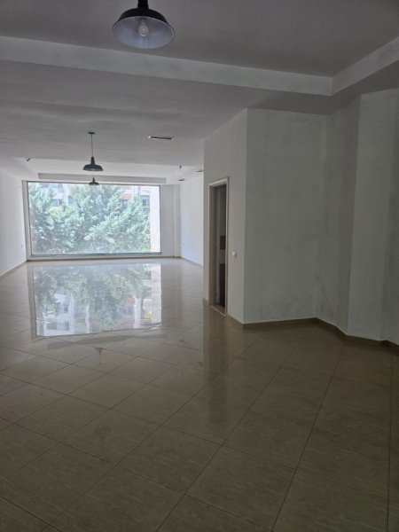 Tirane, jepet me qera , 94 m² (Bajram Curri)