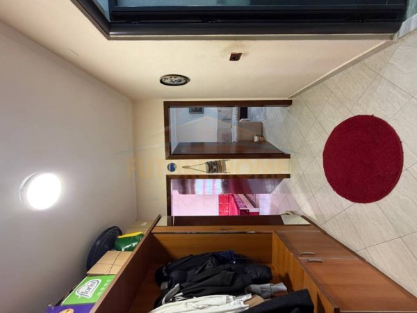 Tirane, shitet apartament 1+1+Ballkon Kati 1, 56 m² 96.000 € (Ali Demi)