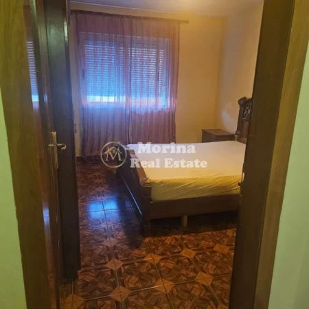 Tirane, jepet me qera apartament 1+1 Kati 4, 55 m² 400 € (Rruga e Kavajes)