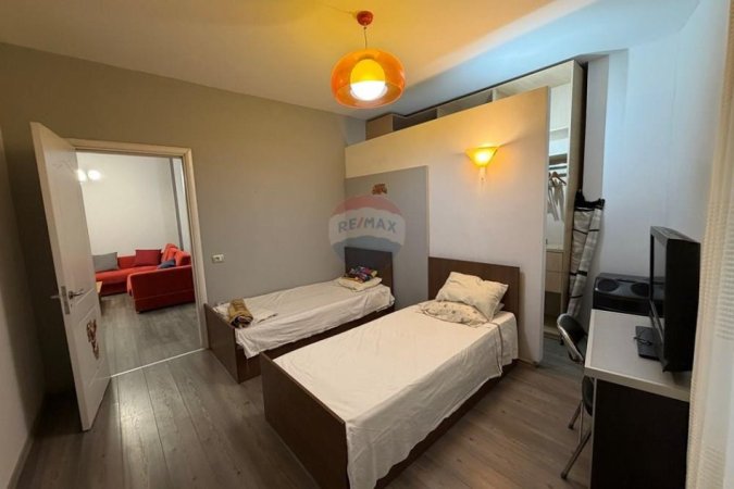 Tirane, shitet apartament 2+1 Kati 4, 102 m² 139.000 € (Rruga e Dajtit, Prane restorant Freskut)