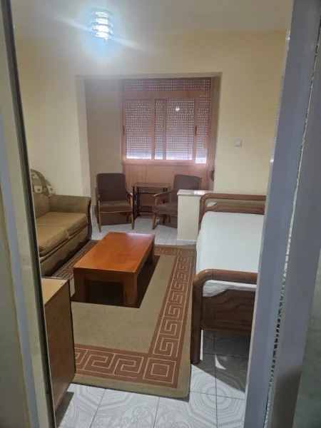 Tirane, jepet me qera apartament 2+1+Aneks Kati 4, 53 m² 400 € (21 Dhjetori)