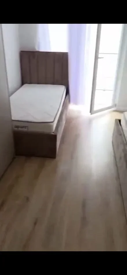 Tirane, jepet me qera apartament 2+1 Kati 2, 82 m² 500 € (Univers City)